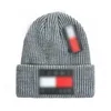 Beanie Kafatası Kapakları Tasarımcı Erkekler/Kadınlar Beanie Cap Lüks Şapka Örme Kapaklar Kayak Şapkaları Snapback TM Unisex Kış Dış Mekan Açık Yüksek Kaliteli Şapka T14