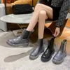 Stivali da pioggia stivali da pioggia a colori da donna quattro stagioni scarpe acqua indossabili scarpe da esterno impermeabili a tubo medio-match stivali da pioggia 230815