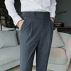 Herrbyxor design män hög midja byxor solid England Business Casual Suit Pants Belt rak Slim Fit Bottoms White Clothing 230815