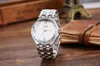 Armbanduhren Luxus -Shell -Gesichtsdesign Männer Uhr Women's Crystal Dress Clock Ladies Fashion Casual Quartz Business