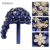 Flores de boda Eillyrosia Navy Blue Bouquet para Novia Satin Rose Broche Cascada Artificial