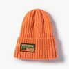 Banejaskull cartas coreanas gorro de beanie fashion tela de tela otoño invernal al aire libre pareja cálida sombreros tejidos color sólido tapa 230816