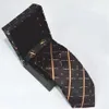 Herrendesigner Krawatte Seiden Krawatte Taschentuch Manschettenknöpfe Geschenke Box Set Solidrot