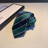Hals bindet zwei Styles Krawatten mit Nähen Farben Mode -Persönlichkeit Geeignete Männer Frauen passen Shirt248c