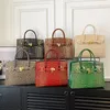 Sacs à bandoulins en gros 6 couleurs cette année grand sac fourre-tout en cuir résistant à l'usure Classic Crocodile Handbag Elegant Gold Buckle Handsbags 8088 #