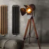 Floor Lamps Nordic Designer Vintage Lamp Pography Studio Wood E27 Bulb Angle Adjustable Villa Film Props Decor Light Fixture