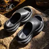 Pantofole 2023 Summer Outdoor Beach Slipper per uomini 4 cm Coppie sneaker non slittanti Slide Flip di mare Flip di mare Soft Eva Cloud Scarpe