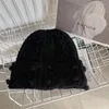 Basker mode beanies mjuk varm fluffig vinterhatt för kvinnor stickade skallies kvinnlig motorhuv fast färg hiphop cap cap cap