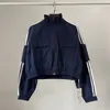 Kvinnorjackor Yozou 2023 Green Blue Black Red Cargo Short Jacket Sport Windbreaker Bomber Baseball Coat med fickor Ytterkläder 230815