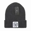 En çok satan kış st bir ve kara bere şapkası erkekler kadın kapak şapkaları snapback maskesi pamuklu kafatası unisex kashmir patchwork büyük at