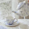 Muggar Engelska vackra kaffekoppar Set Tea Services Bone China återanvändbar espresso keramisk eftermiddag kaffeetasse porslin cup 230815