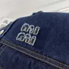 Designer de jaqueta jeans curta jackets da primavera de camisa casual casual letras bordadas mostra uma saia de cintura alta alta de duas peças camisetas de moletom de duas peças qqee