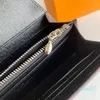 Womens Designer Wallet Twist Coin Purses For Woman Metal Letter Switch Card Holders Long Slim Small Clutch Påsar