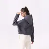 2023New Women's Sports Yoga Jacket Zipper Coat Yoga Suit Fitness Stayランニングフード付きサムホールスポーツスーツジムトレーニングフード付きトップ