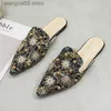 Kapcie kobiety buty mody smyczkowe spiczaste rhinestone Flats Kappery ślizgowe muły sandały slajdy slajdy buty damskie T230817