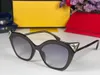 Männer Sonnenbrillen für Frauen neueste Verkauf von Mode -Brillen Mens Sonnenbrille Gafas de Sol Glass UV400 Objektiv mit zufälliger Matching 0357