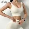 Ensembles actifs Tenues de yoga SOISOU Survêtements en nylon Ensemble de yoga pour femmes Costume de sport Gym Fitness Soutien-gorge Leggings Femmes Lounge Wear Crop Tops Sexy 18 couleurs 230817