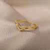 Bandringar vintage rund pärla ring dubbel geometriska v formringar för kvinnor rostfritt stål ring boho vigselring estetiska smycken j230817