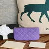 Borsa firmata da donna Carta modello classico Pelle di agnello caviale Vendita all'ingrosso Donna nera Piccolo mini portafoglio Pelle di ciottoli di colore puro con scatola A412