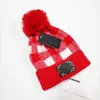 2023mengjia Новая вязаная шляпа Высококачественная вязаная шляпа с мячом и шапочкой осень и зима теплой тенденция моды.