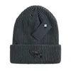 In de herfst en winter van het nieuwe modemerk Koude hoed wollen hoed met lange dikke lijnen blijft warm. Koreaanse versie van Japanse hoed e-commerce groothandel