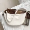 Hobo Reißverschluss Frauen lässige Umhängetasche weiche Leder halbmond Crossbody Taschen Modeinkäufer Einfache solide Handtaschen für Frauen schwarz HKD230817
