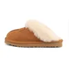 2024 New Slippers Boots Men Women Fur Slides Classic Mini Platfor