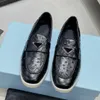 Süet sabot Loafers tasarımcısı yumuşak süet üçgen spor ayakkabı kadın erkekler örgü retro platform gündelik ayakkabılar düz topuk yarım loafer ayakkabı