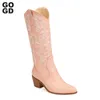 Botas GOGD Mulheres Joelho Branco Alto Western Cowboy Bezerro Largo Bordado Apontado Toe Block Heel Pullon Cowgirl 230817