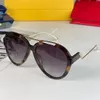 Männer Sonnenbrillen für Frauen neueste Verkauf von Mode -Gläsern Männer Sonnenbrille Gafas de Sol Glass UV400 Objektiv mit zufälliger Matching 0322