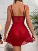 Ensemble sexy entre entrejambe et lingerie rouge femme en dentelle creux de soutien-gorge creux costumes érotiques robe poupée en peluche