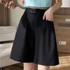 Pantalones cortos de mujeres de estilo coreano para mujeres a la moda de dos buttones de doble cintura hasta la rodilla hasta la rodilla Mujer 2023 pierna ancha de verano