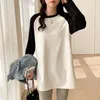 Frauen T-Shirts Frühling Herbst Baumwolle übergroße T-Shirts für Frauen Kleidung Mode O-Neck Farbstiching Y2ktop weibliches Langarm Shirt