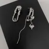 Charme 2023 Nouvelles boucles d'oreilles Épingles de femmes irrégulières Femelle avec zircone Love Boucles d'oreilles cent métal Asymétrique Bijoux de bijoux J230817