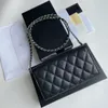 Top designer caviar crossbody bolsas de noite embreagem lady lady couro genuíno clássico letra de design bolsa de design de moedas sala de luxo para correntes de ouro bolsa de ombro