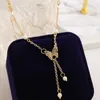 Подвесные ожерелья Новый модный золотой цвет бабочка для жемчужного подвесного колье для женщин для женщин Элегантная романтическая сеть для женских ювелирных украшений J230817