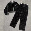 Designer Mulheres Tracksuit Manga Longa Duas Peças Perfuração Quente Veet Preto Cinza e Marrom Cor Fatos Casual Moda Lazer Autumnmm01