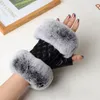 Cinco dedos Guantes de guantes sin dedo Mujeres Guantes de piel de conejo natural Fashion Invierno Guantes de cuero genuino genuino sin dedo Mujeres Mittenas de piel de conejo 230816