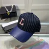 Designer de luxo Fahsion Chapéu de Beisebol Mens Mulheres Listrado Carta Bonés de Beisebol Ajustável Todas as Estações Casual Sunhats Ao Ar Livre Chapéus Gorros