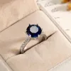 Anillos de boda Modelo de lujo Compromiso Blue Zircon Ring Joyería romántica plateada