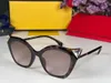 Männer Sonnenbrillen für Frauen neueste Verkauf von Mode -Brillen Mens Sonnenbrille Gafas de Sol Glass UV400 Objektiv mit zufälliger Matching 0357