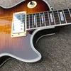 Gratis levering, hoogwaardige tijger top elektrische gitaar, 2 pick -up zilveren gitaarhardware, kleur zoals getoond 258