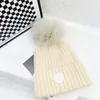 Şapkalar Tasarımcı Şapkalar Kış Örme Beanie Tavşan Saç Şapkası Erkekler Kalın Örme Kalın Sıcak Tilki Peluş Top Kadın Beanie Hat 5 Renk