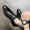 Scarpe eleganti scarpe eleganti italiani da uomo scarpe da festa di alta qualità designer maschio maschio di alta qualità Scarpe pianeggianti Zapatos Hombre Plus Taglia 48 230816
