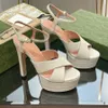 Topkwaliteit Janaya lederen G platform sandalen dikke hoge hakken enkelband open teen hielhak hak hiel sandaal luxe designer schoenen voor dames fabrieksschoenen 15 cm