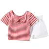 Ensembles de vêtements Costumes de vêtements pour enfants d'été pour filles bébé short à manches courtes 2 pièces ensemble enfants vague point vêtements de détente avec arc