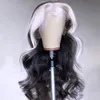 Braziliaans haar Zwart Witte Skunk Stripe Hoogtepaar Pruik 30 inch Body Wave Lace Voorpruik 13x4 OMBRE Gekleurde kant Front Simulatie Haarpruiken voor vrouwen voor vrouwen