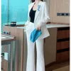 Pantalon féminin à deux pièces 2023 Femmes Bureau Blanc Suit en deux pièces Panais de pantalon Elegant Slim Blazer Femme Set Casual Loose Flare Veste