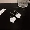Hoop Ohrringe koreanische weiße schwarze Emaille Herz für Frauen Brief Liebe Ohrring Girl Süßes Charme Ohrschnalle Mode Bijoux Liebhaber Geschenk