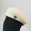 Berets Klassische Damen-Baskenmütze, ausgefallener Wollfilzhut, wärmer, Wintermütze, Weiß, Schwarz, Damen-Fedora-Hut, Fascinator, Pillbox-Hut, formell, 230816